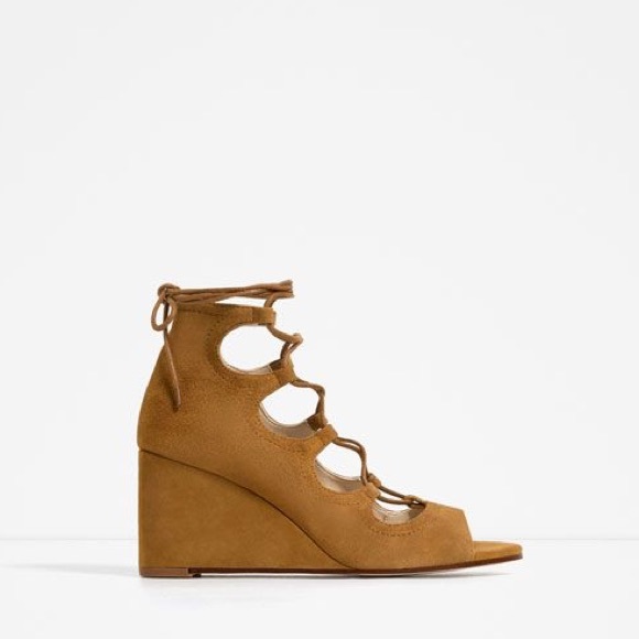 Zara Shoes - Zara boho strappy short wedges